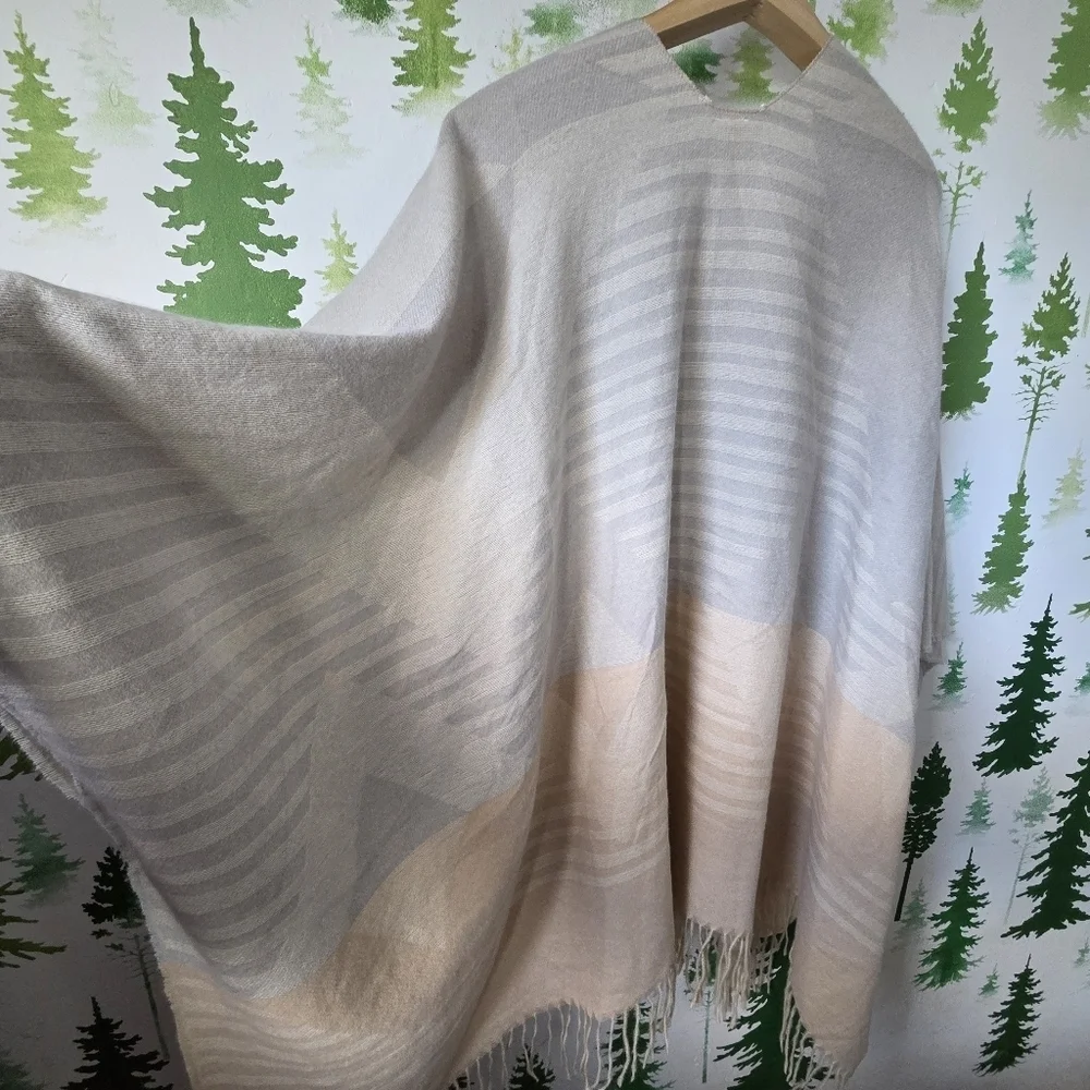 a.n.a Beige and Gray Striped Wrap